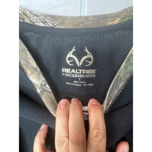 Realtree Buckhorn River Chevrolet Long Sleeve Shirt Men’s Large Camo/Black - Picture 3 of 7